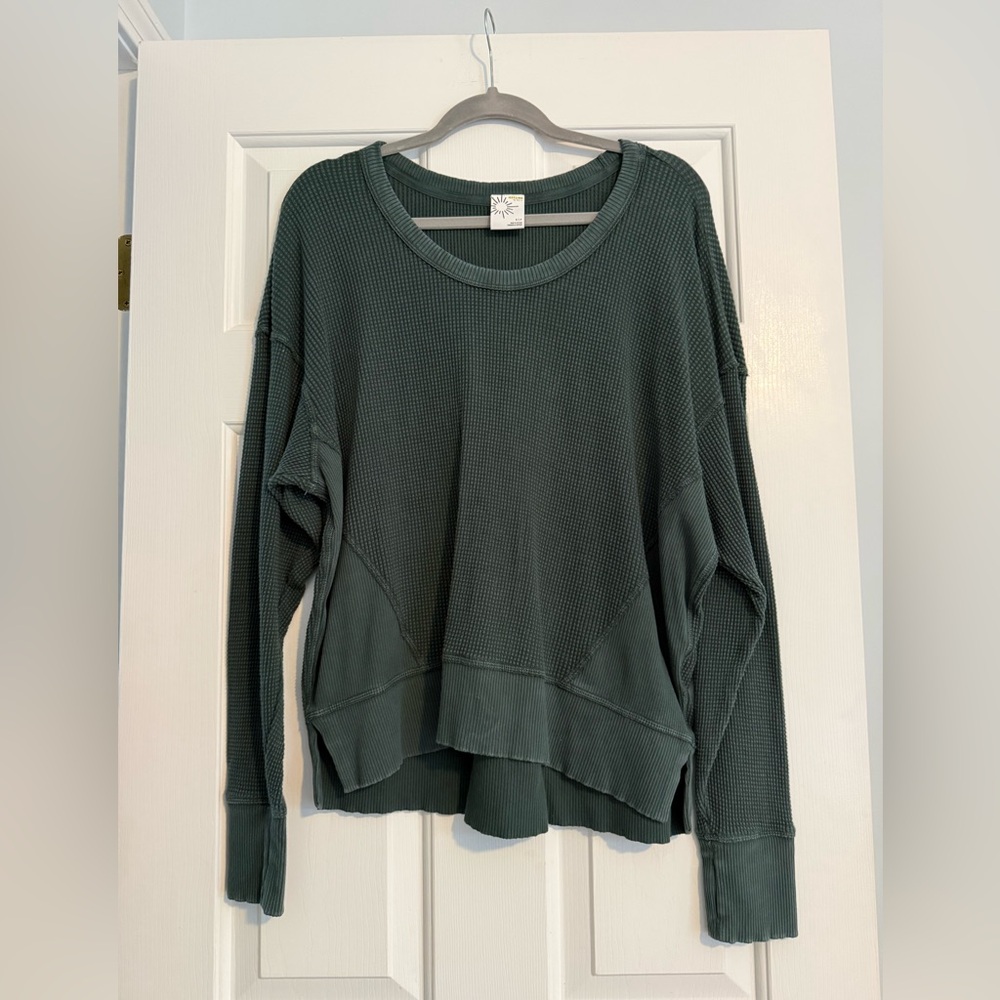 AERIE Dark Green Waffle Knit Long Sleeve Size S